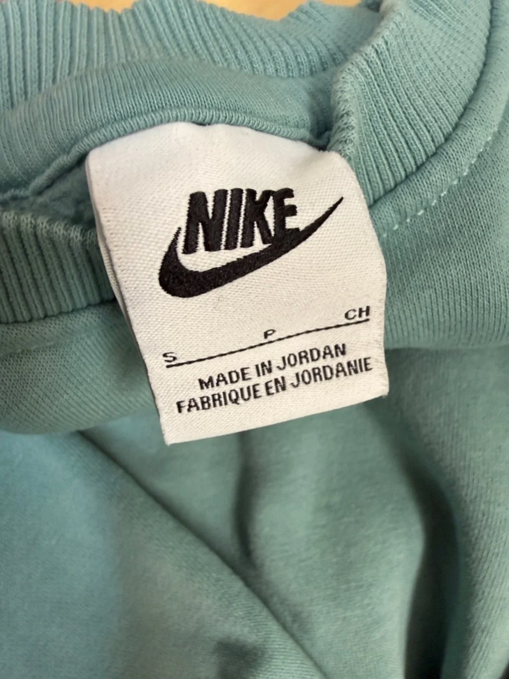 Nike Teal Green Kids' Skirt & Sweashirt with White Logo - Picture 2 of 4